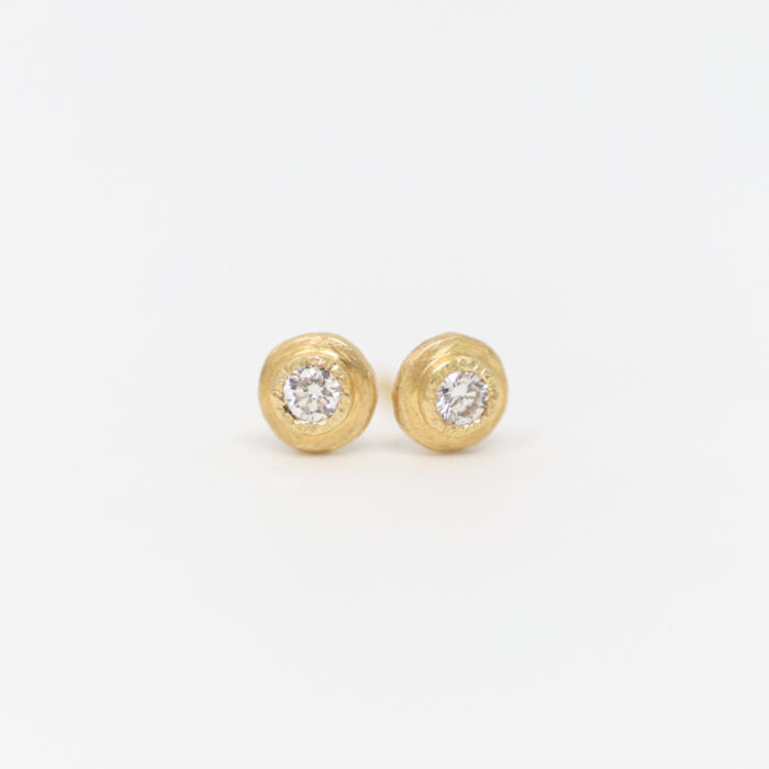 Yasuko Azuma diamond disc stud earrings